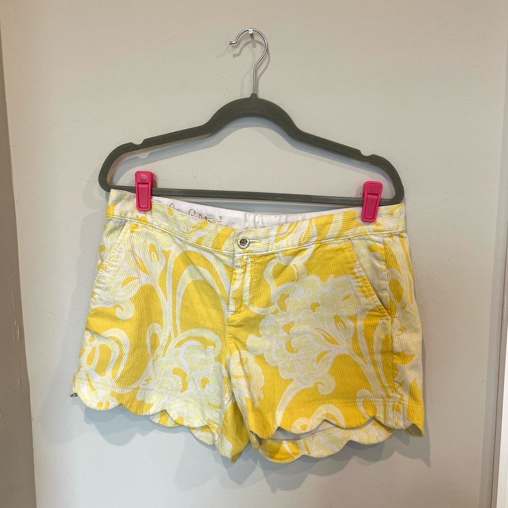 Lilly Pulitzer Yellow and White Floral Shorts
